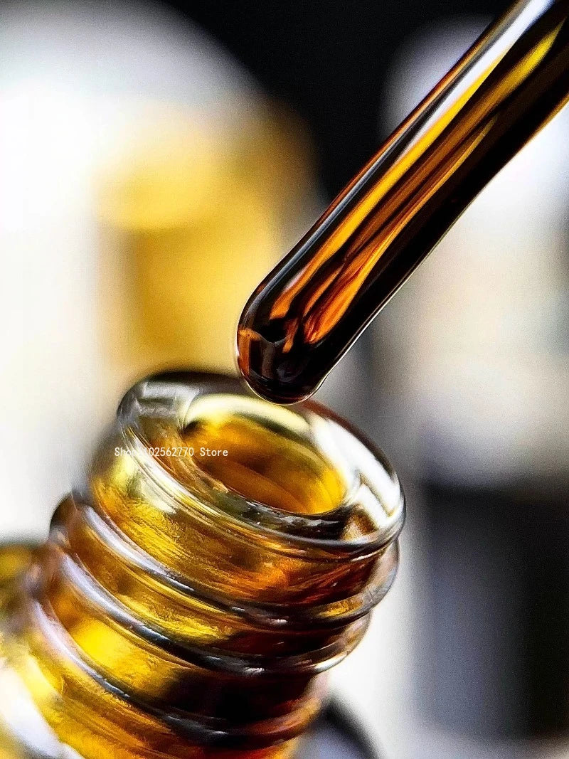 Natural Hainan Black Qinan Agarwood Essential Oil Supercritical Pure No Dilution No Addition Indoor Soothe The Mind Aid Sleep